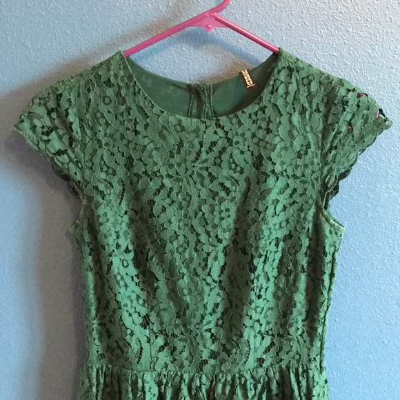 Green Lace Dress - Picture 3 of 3